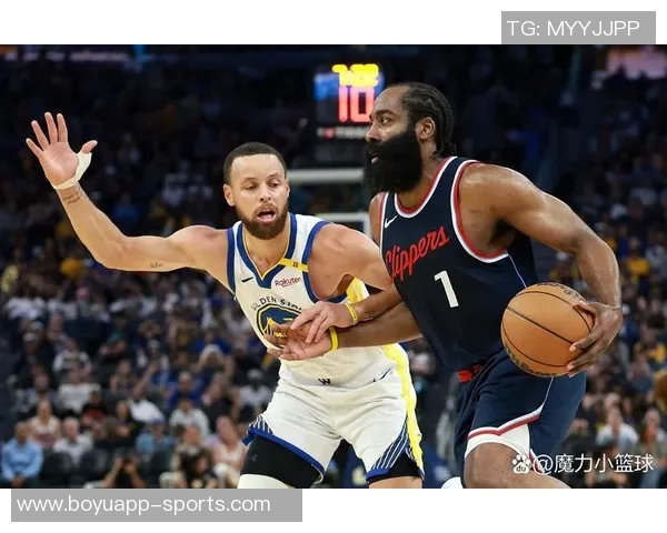 巴特勒复出表现抢眼10投5中贡献19分8篮板6助攻2抢断